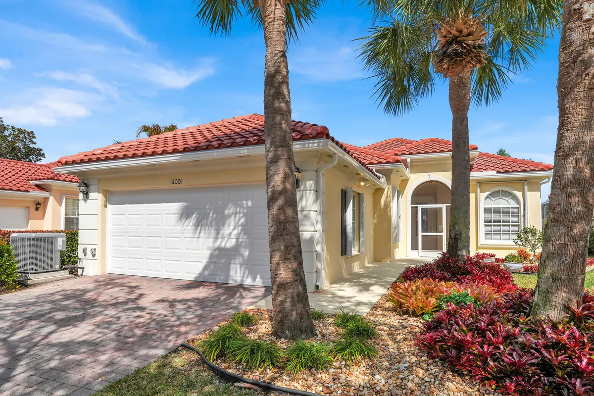9001 SE La Creek Court at 9001 SE La Creek Court, Hobe Sound