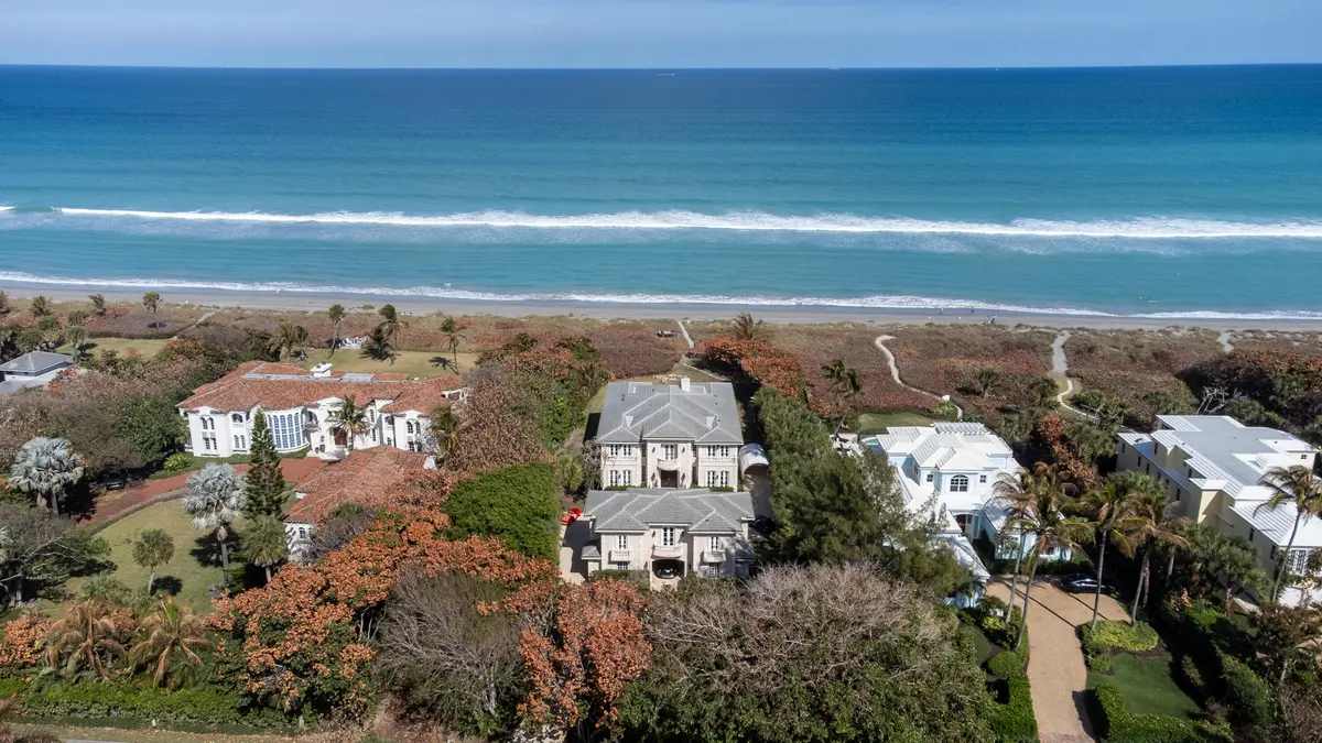 Aerial East at 19 N Beach Road, Jupiter Island