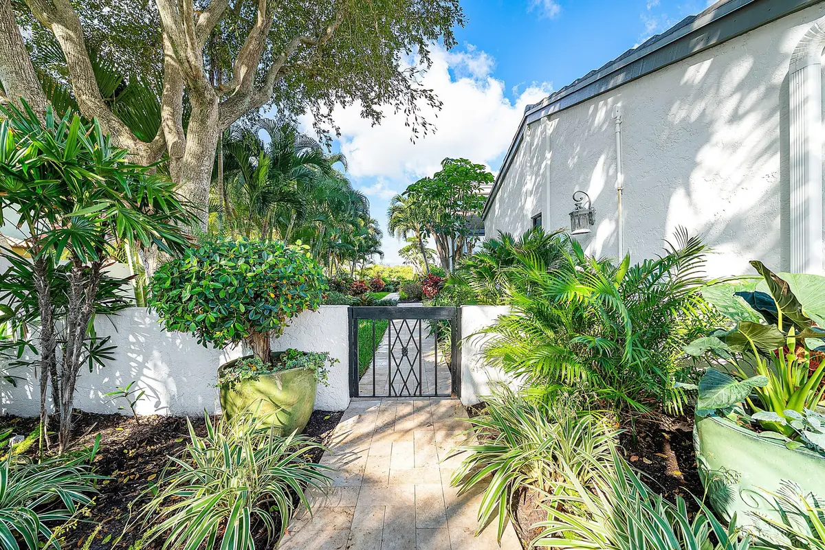 003-6110NorthOceanBoulevard-40-OceanRidg at 6110 N Ocean Boulevard 40, Ocean Ridge