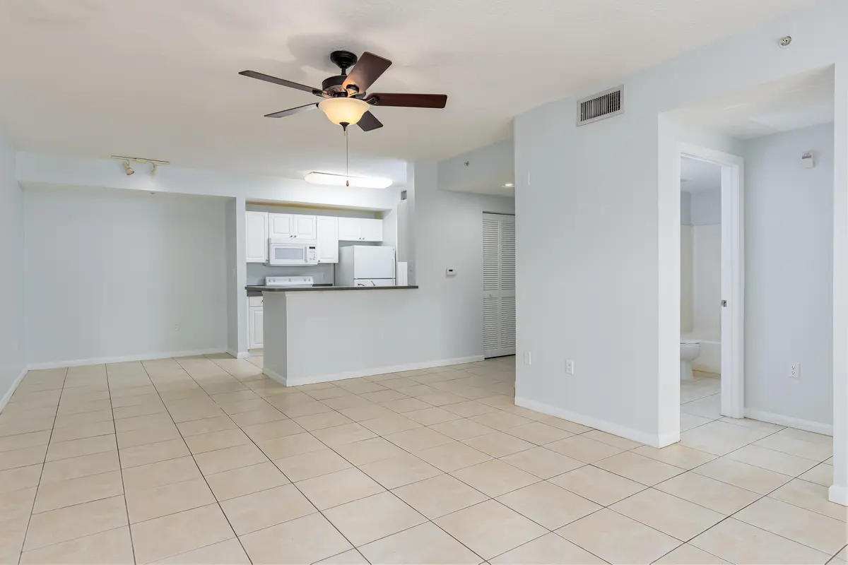 5095 Faiways CIR 107 at 5095 Fairways Circle 107, Vero Beach
