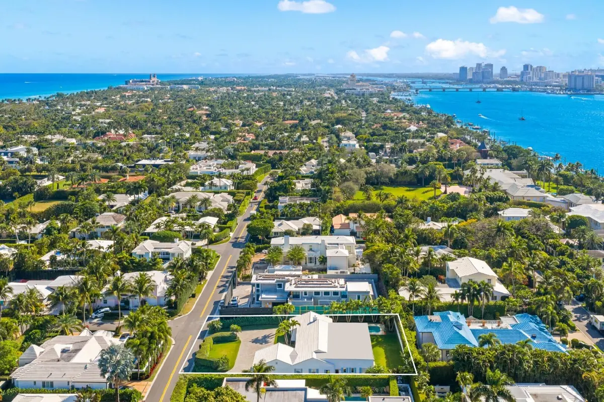 Aerial at 624 N Lake Way, Palm Beach