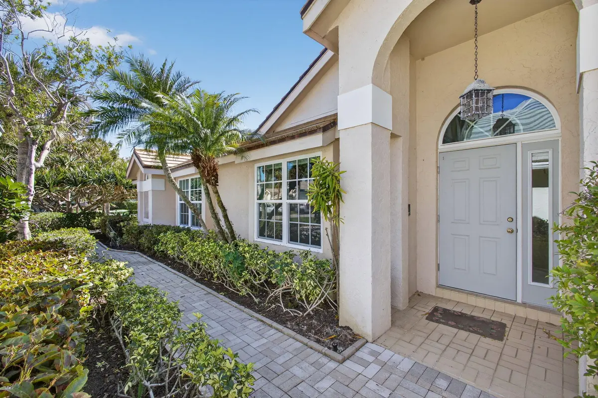 3-web-or-mls-5D1A1674 at 3928 Shearwater Drive, Jupiter