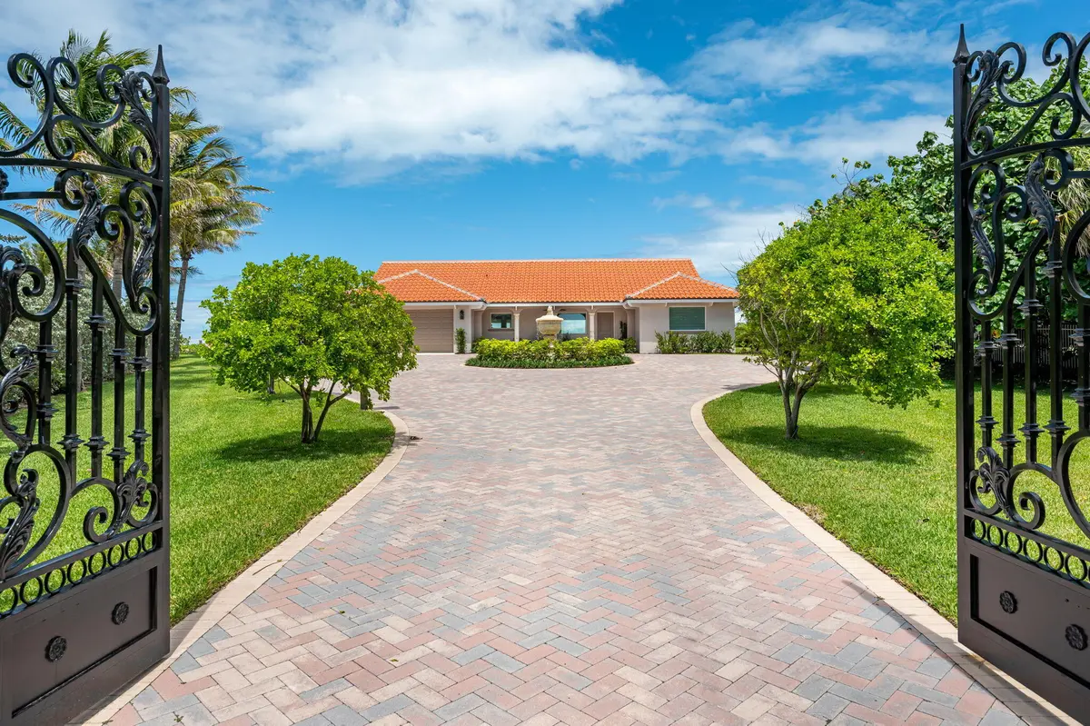 4-web-or-mls-3766 Ocean Dr50 at 3766 Ocean Drive, Vero Beach