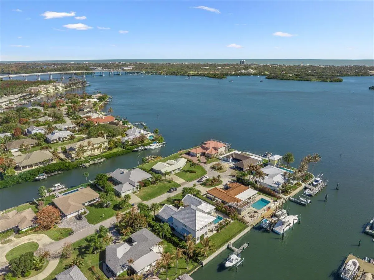 77-DJI_20260223103909_0201_D at 2 Seahorse Lane, Vero Beach