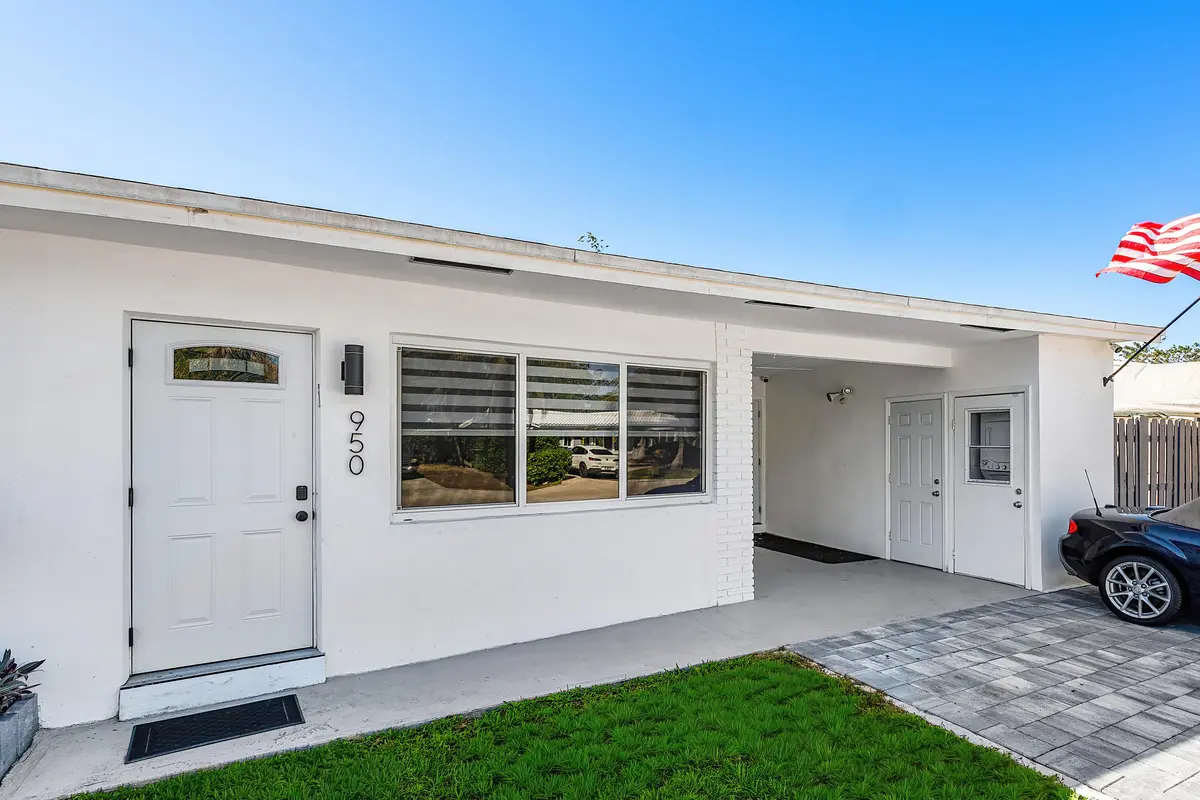005-950Northeast23rdPlace-PompanoBeach-F at 950 NE 23rd Place, Pompano Beach