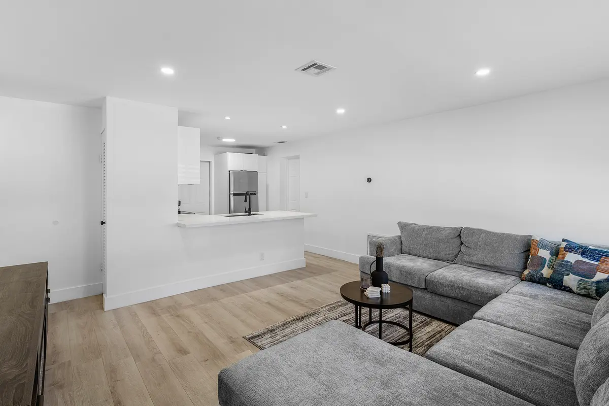 017-950Northeast23rdPlace-PompanoBeach-F at 950 NE 23rd Place, Pompano Beach