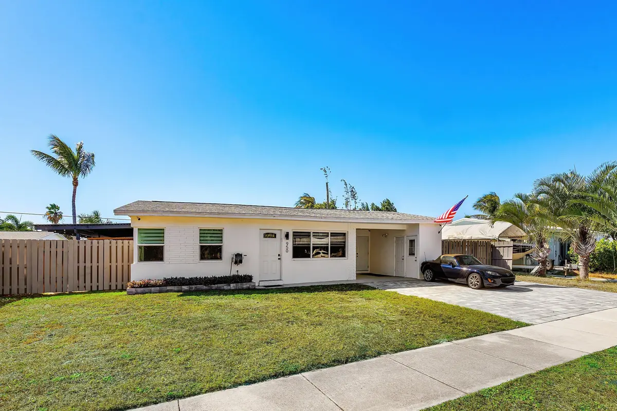 004-950Northeast23rdPlace-PompanoBeach-F at 950 NE 23rd Place, Pompano Beach