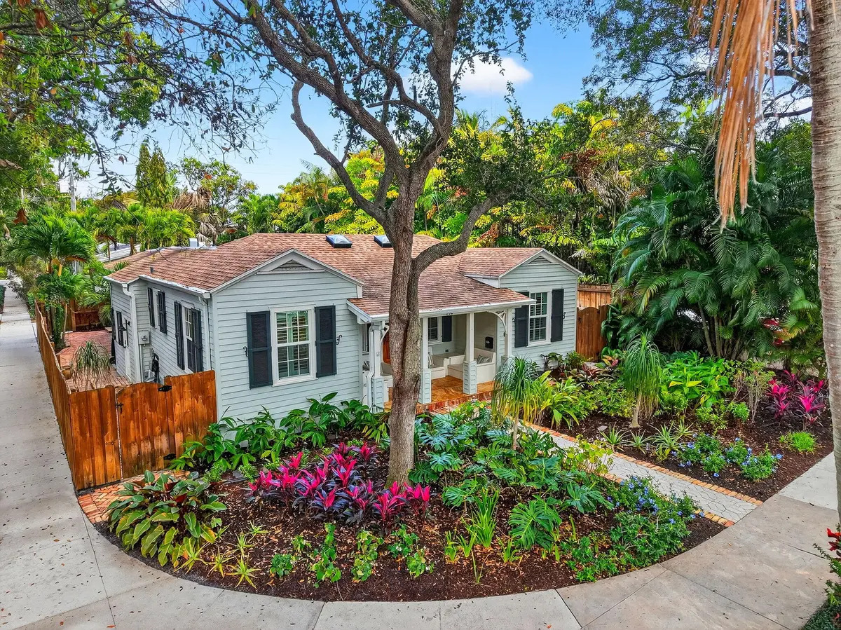 Corner lot at 745 Claremore Drive, West Palm Beach