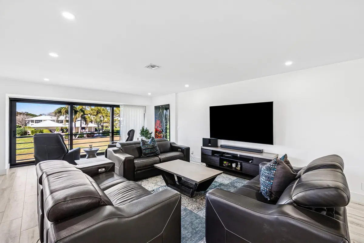 Interior living area at 3667 Quail Ridge Drive Bobwhite B, Boynton Beach