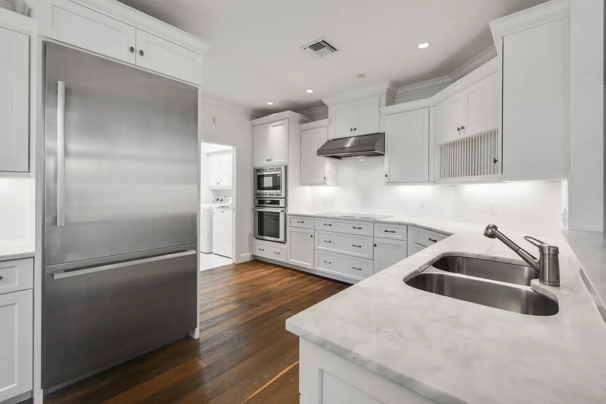 Kitchen at 104 Weomi Lane, Jupiter