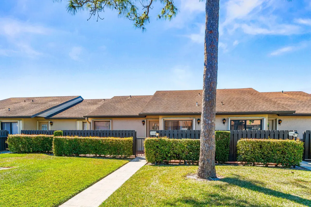 Villa at 704 Sunny Pine Way C, Greenacres