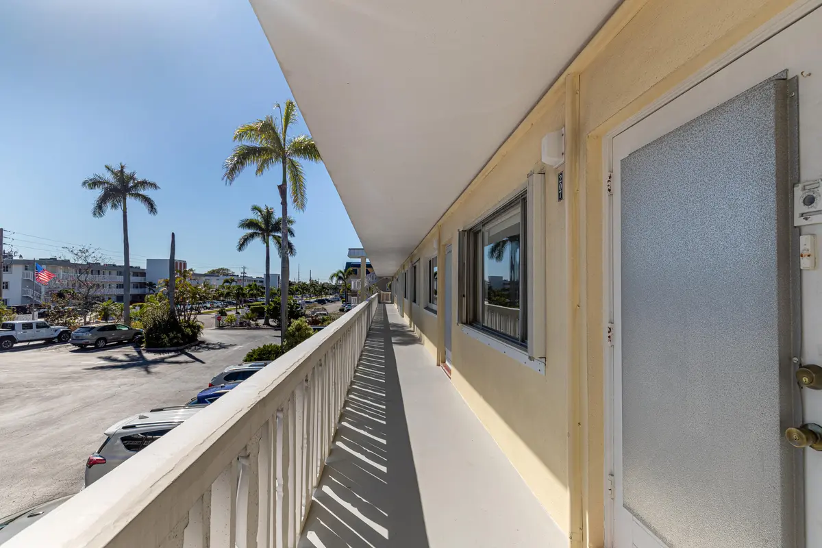 207-Front Door at 101 Doolen Court 207, North Palm Beach