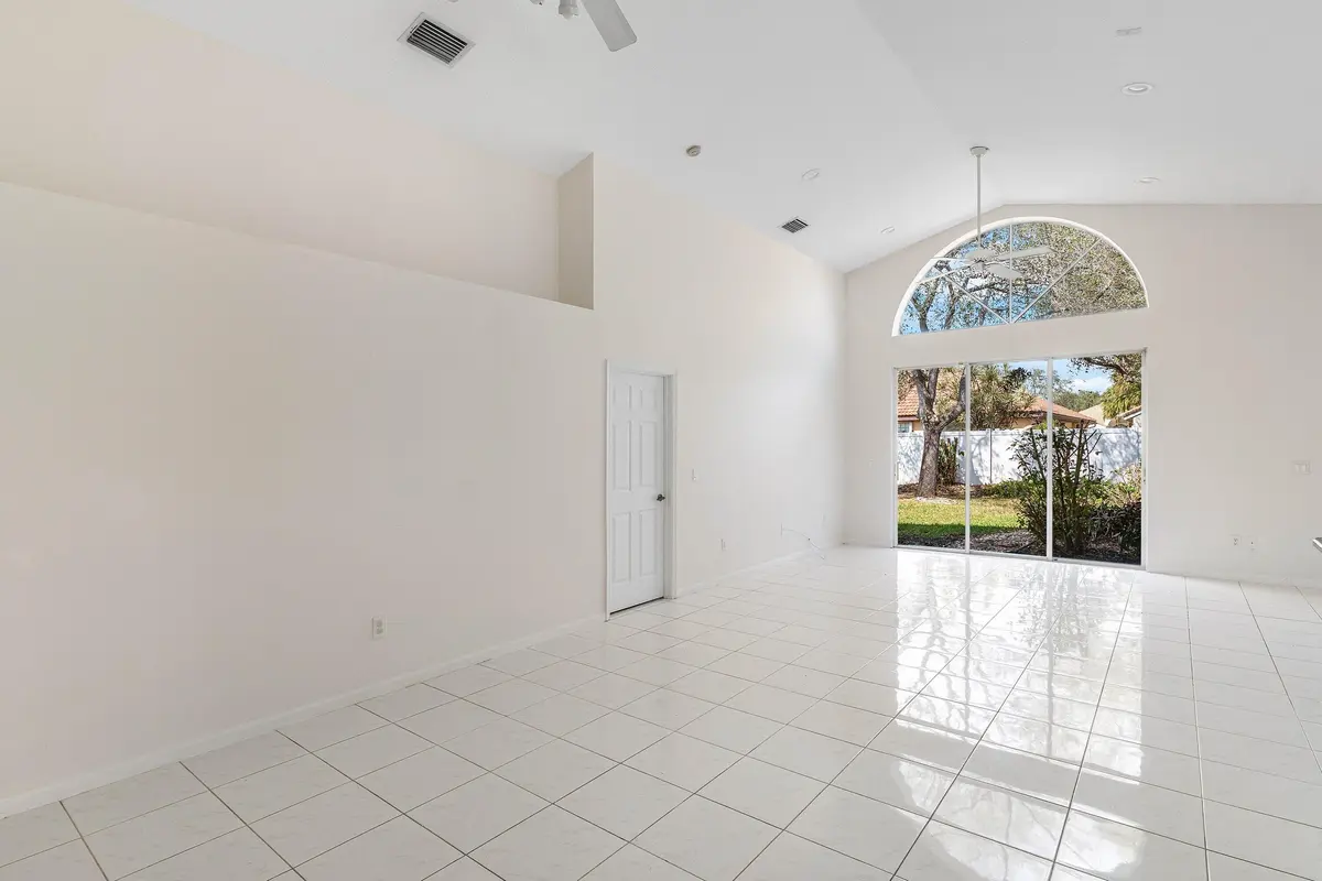 012-13594PaisleyDrive-DelrayBeach-FL-334 at 13594 Paisley Drive, Delray Beach