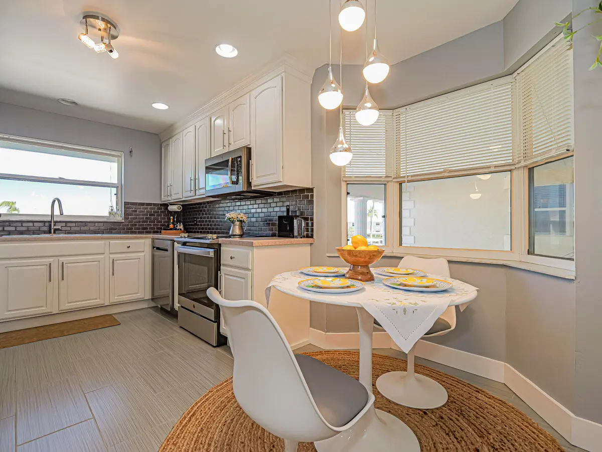 675 W Lake Jasmine Circle 206, Vero Beach, FL – photo 5