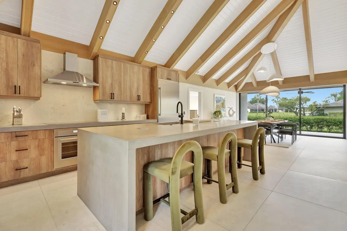10-web-or-mls-GMP_8340 at 11880 Pebblewood Drive, Wellington