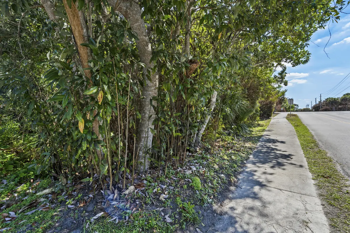 22_16 at 3529 SW Cornell Avenue, Palm City