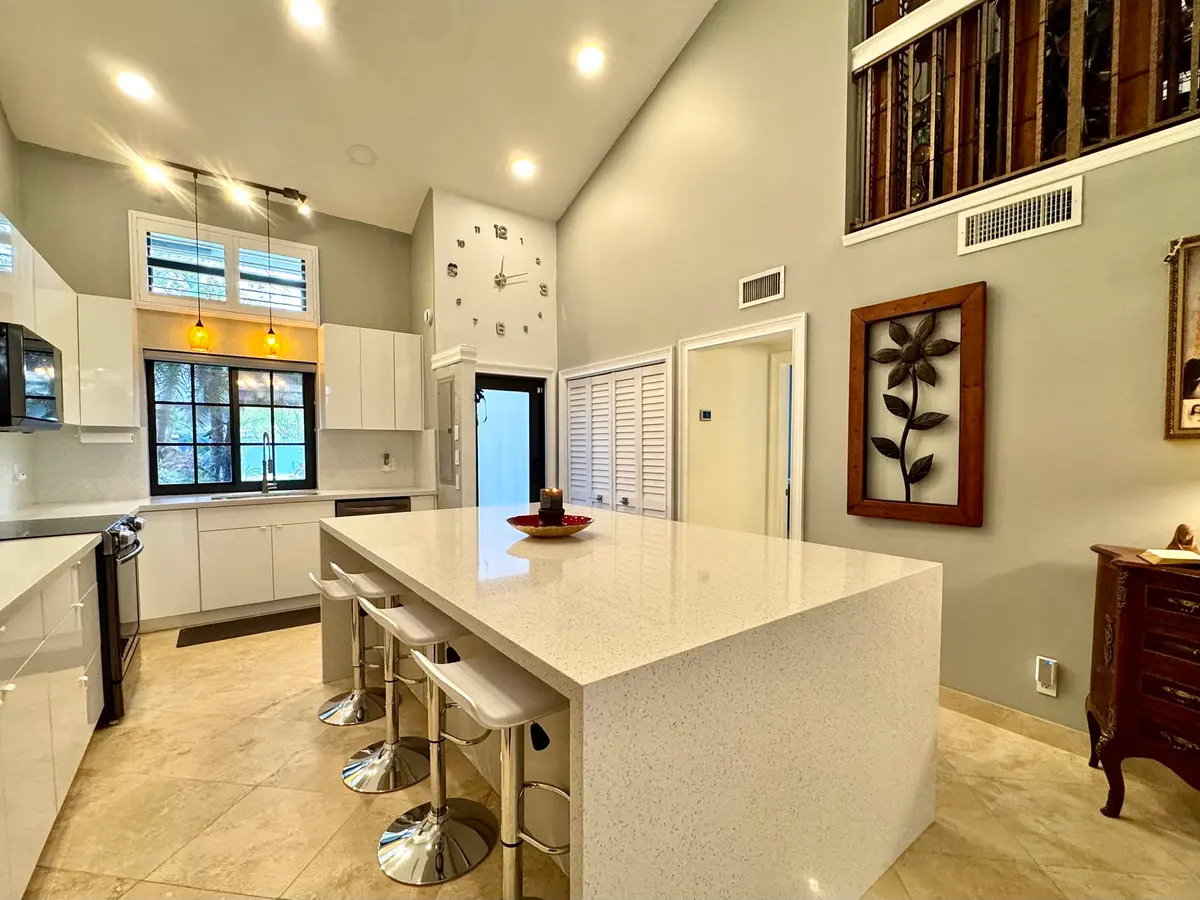 IMG_6861 at 2840 S Oakland Forest Drive 2906, Oakland Park