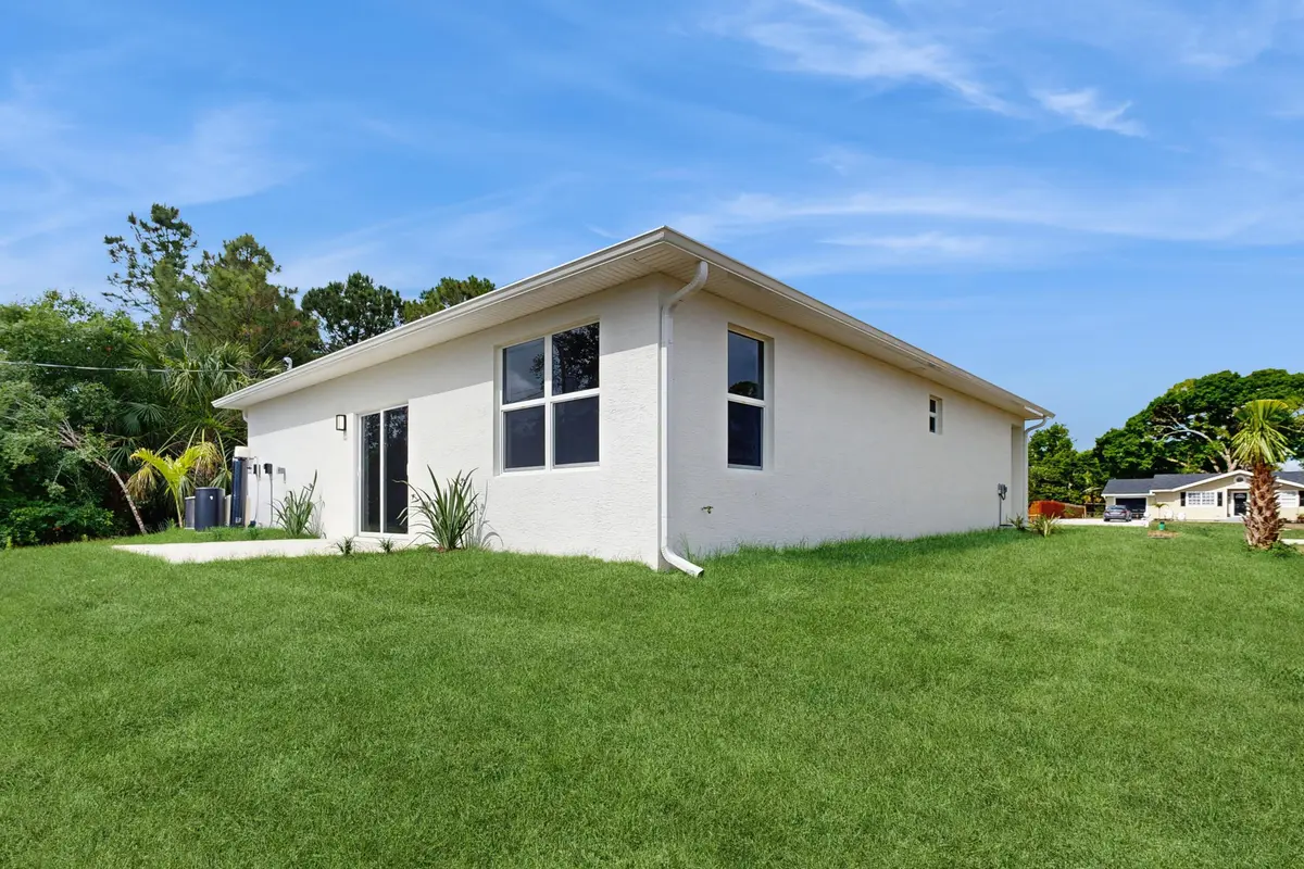 8050-97th-Ct-Vero-Beach-FL-32967-0503202 at 8516 102nd Court, Vero Beach
