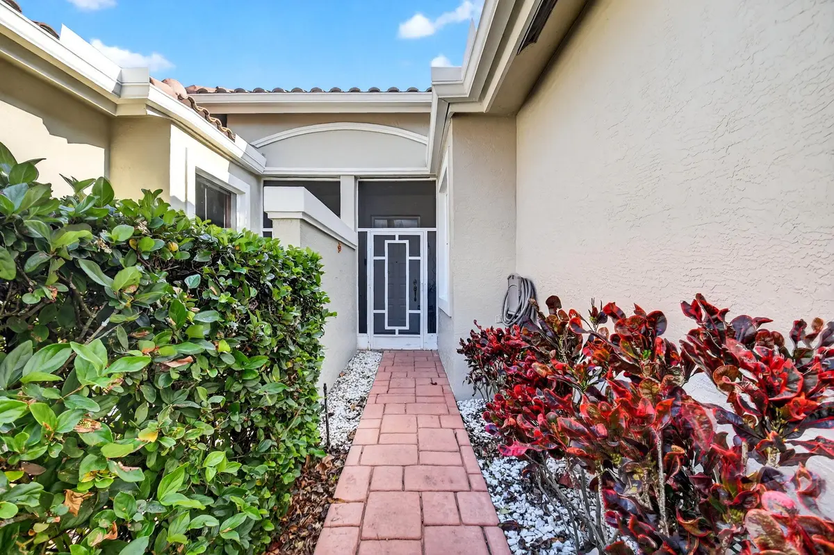5846 Island Reach Ln #HeidiFuchsRealtor at 5846 Island Reach Lane, Boynton Beach