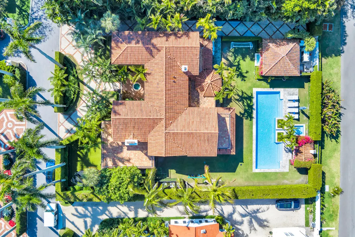 low-55 at 237 El Bravo Way, Palm Beach