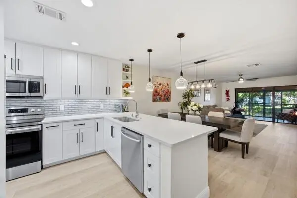Kitchen at 21364 Cypress Hammock Drive 1j, Boca Raton