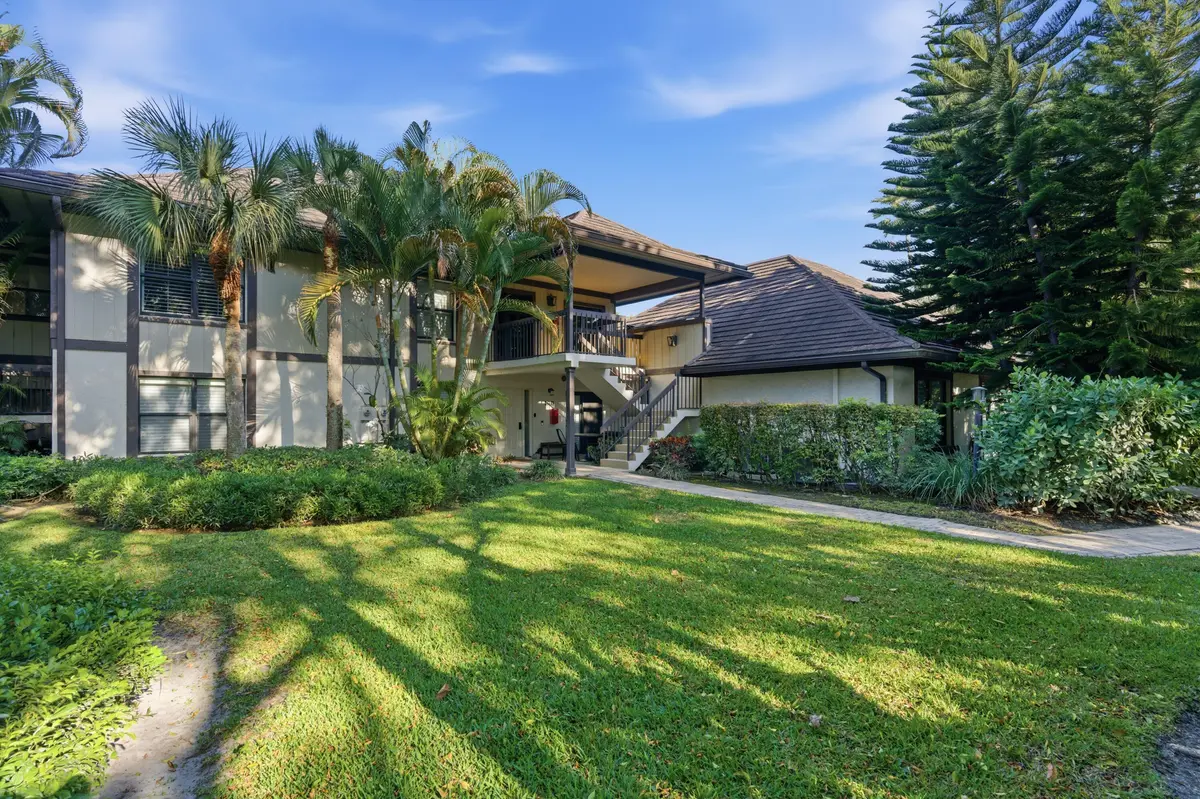 front at 2810 Polo Island Drive C202, Wellington