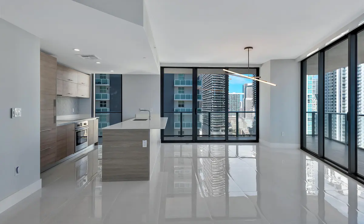 2401 - LK - 012 at 1300 S Miami Avenue 2401, Miami