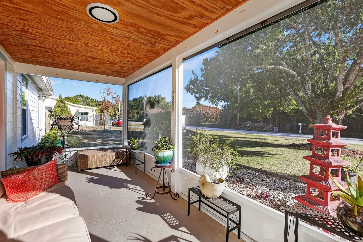 6-web-or-mls-5P1A1157 at 356 Traub Avenue, Fort Pierce