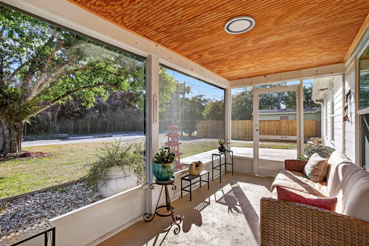7-web-or-mls-5P1A1158 at 356 Traub Avenue, Fort Pierce
