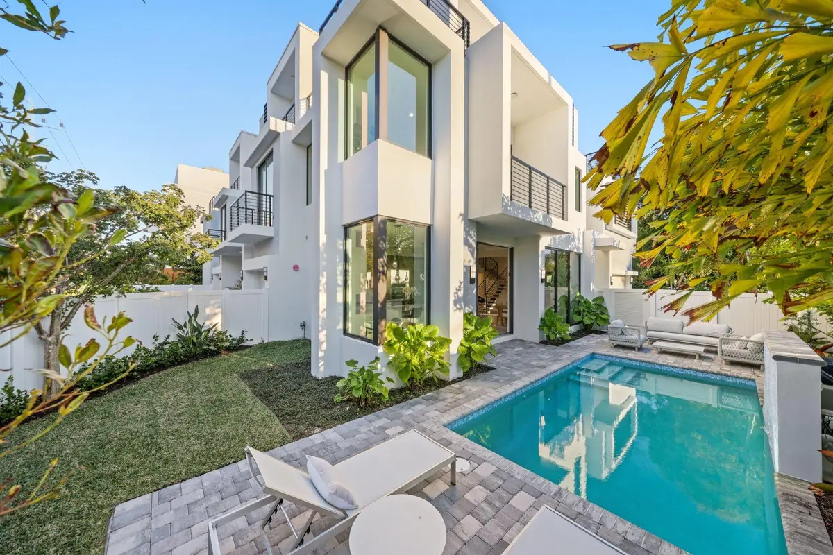 201 Southeast 4th Ave - 38.jpg-SMALL at 201 SE 4th Avenue, Delray Beach