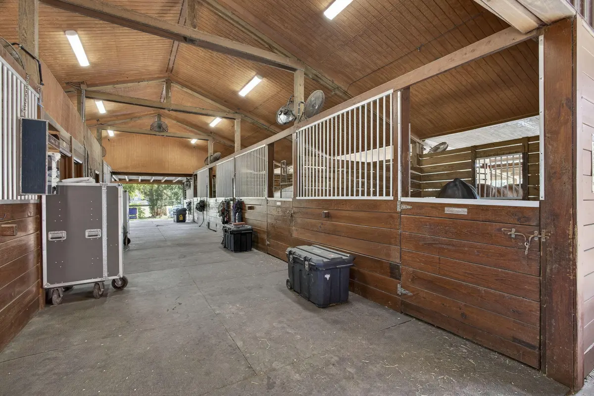 Barn Aisleway at 852 Cindy Drive, Wellington