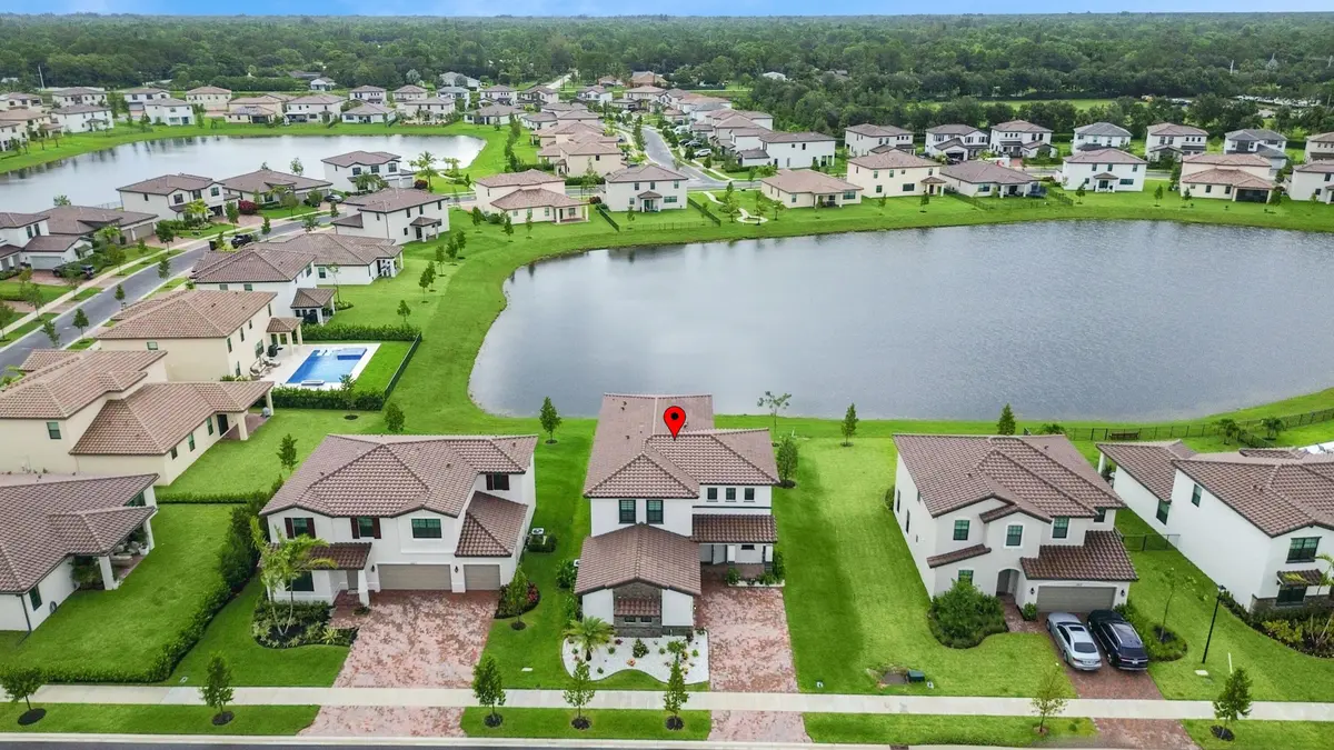 dr-002 at 1325 Whitcombe Drive, Royal Palm Beach