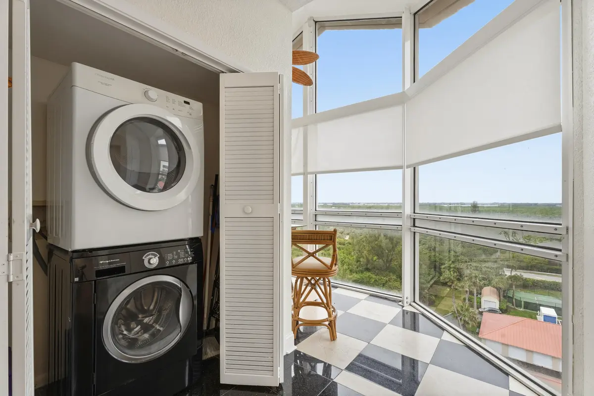 smg05249 at 3870 N Highway A1a 6, Fort Pierce