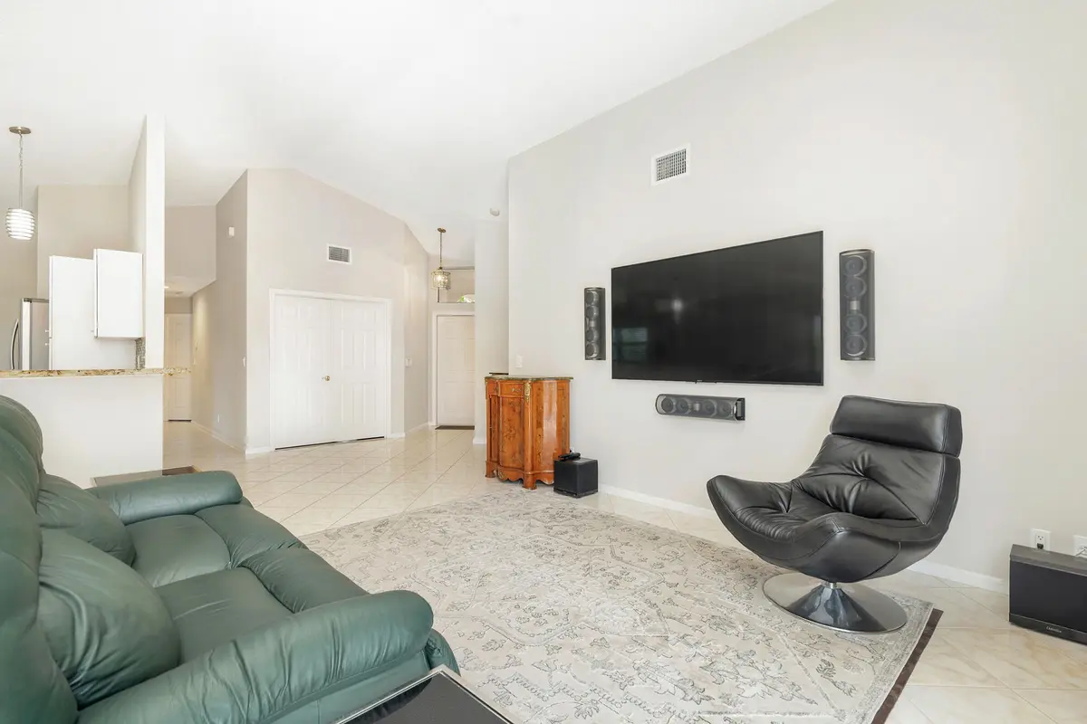 low-8 at 2690 Mikasa Drive, Palm Beach Gardens