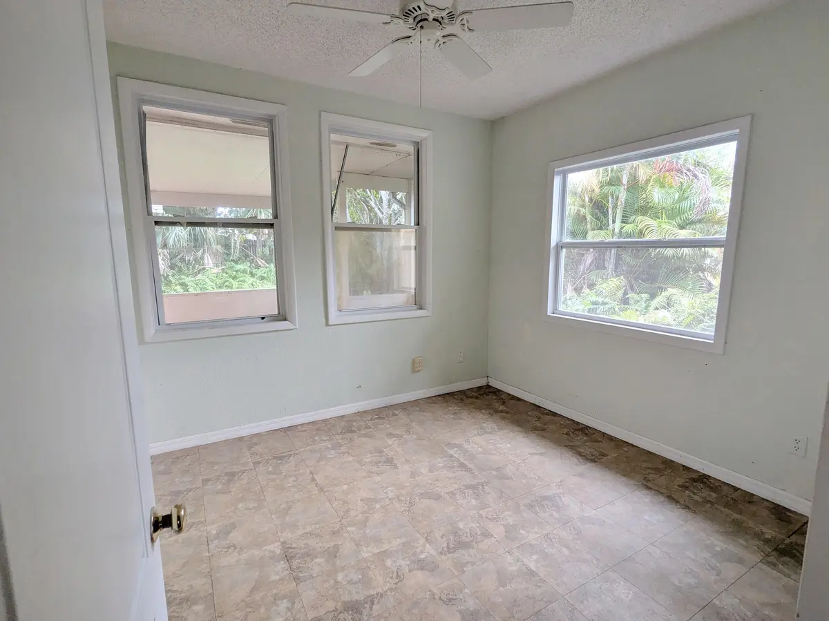 INT2 at 142 N Naranja Avenue, Port St. Lucie