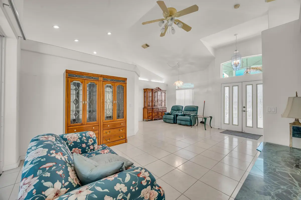 Z63_5269 at 3407 SE Hart Circle, Port St. Lucie
