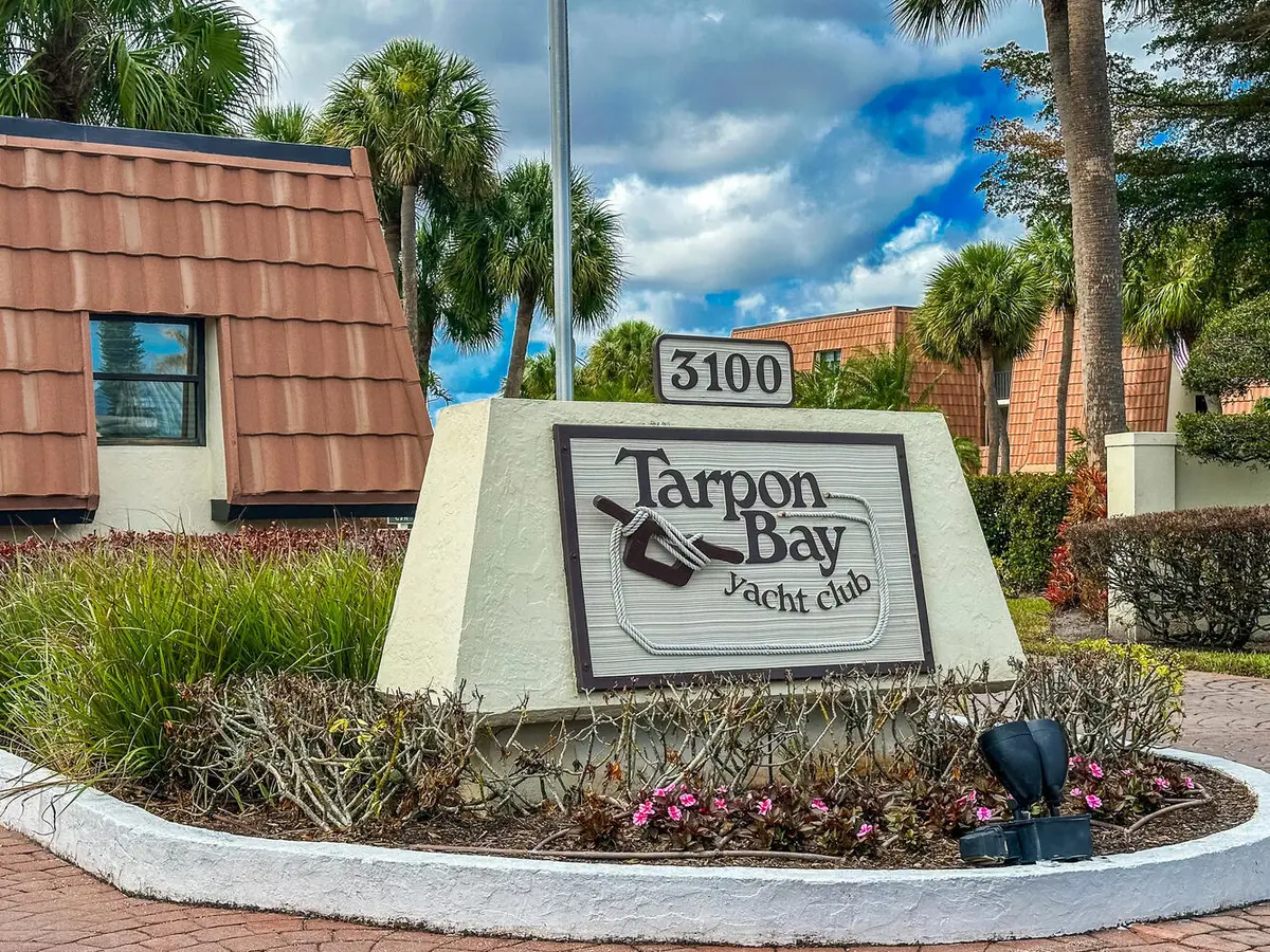 3100 SE Pruitt Rd Unit-large-034-017-310 at 3100 SE Pruitt Road H-104, Port St. Lucie