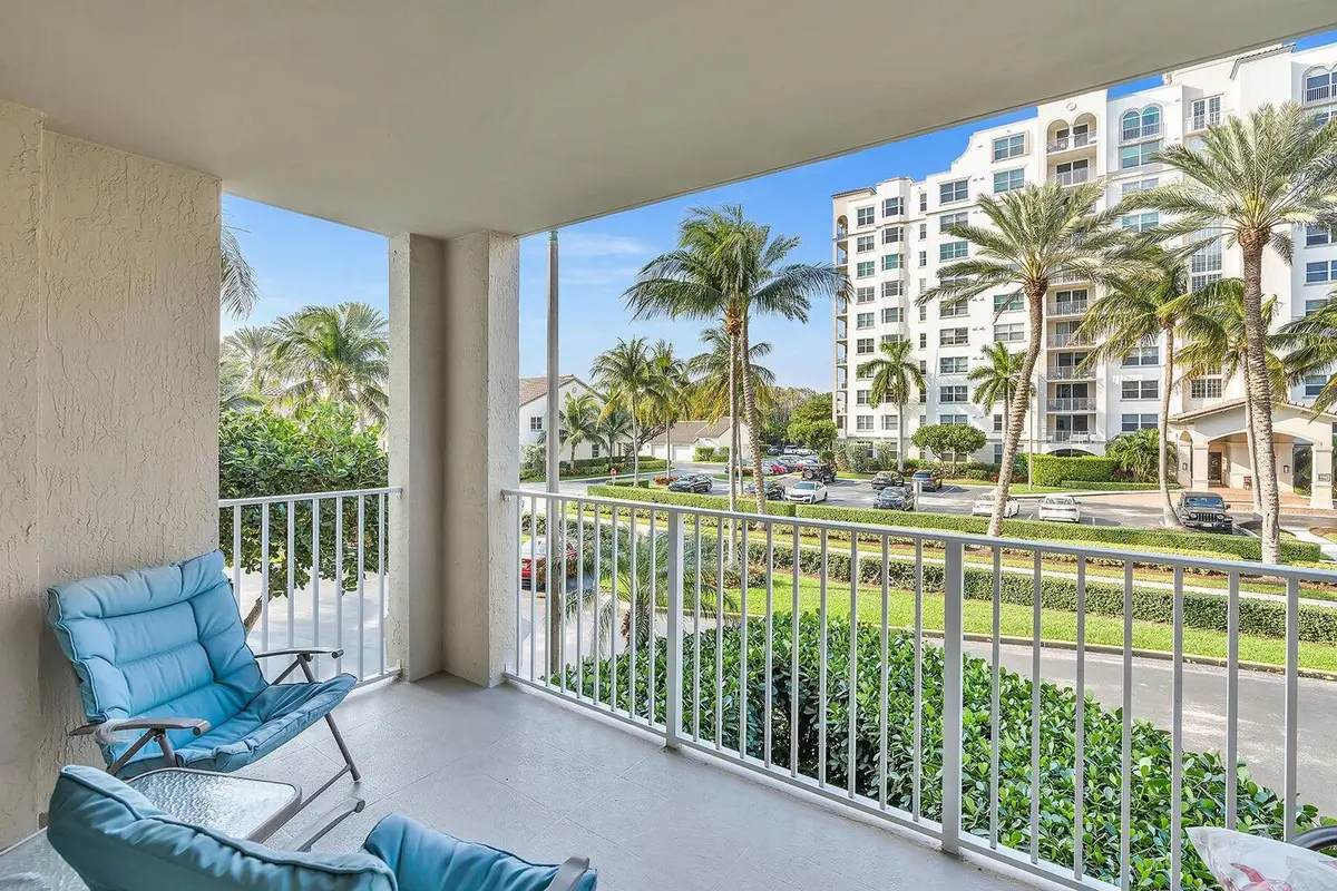 20230310154004039069000000-o at 3606 S Ocean Boulevard 205, Highland Beach