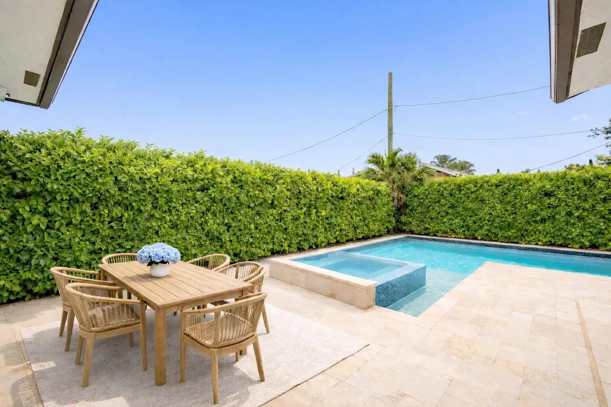 Private Backyard w/ Pool & Hottub at 7606 S Olive Avenue, West Palm Beach