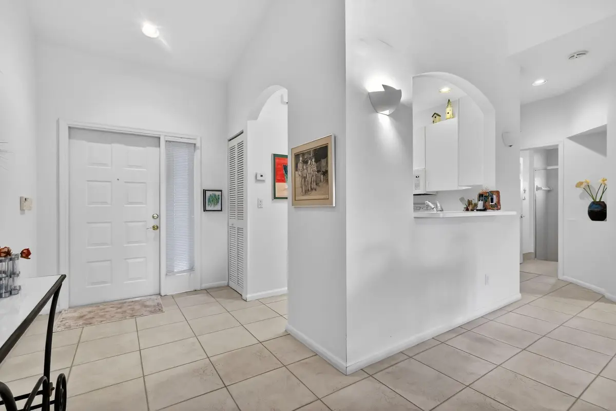 14-web-or-mls-F14A6124 at 9848 Crescent View Drive, Boynton Beach
