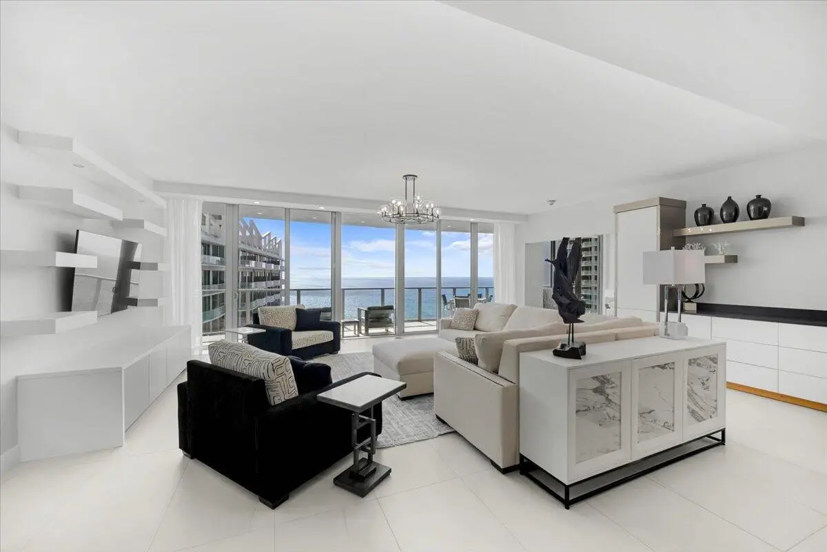 52-DSC01048 at 3100 N Ocean Drive P-1904, Riviera Beach