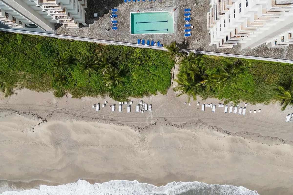 AMB BLDG 17 at 3301 S Ocean Boulevard 1006, Highland Beach