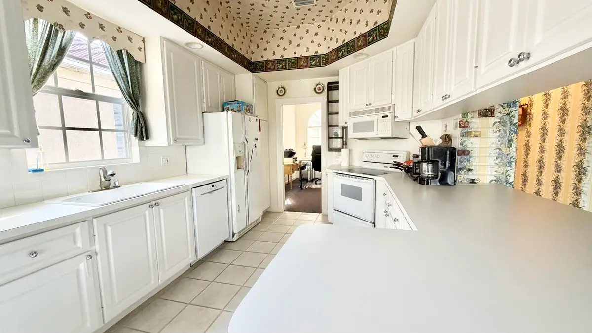 Kitchen at 2590 Kittbuck Way, West Palm Beach