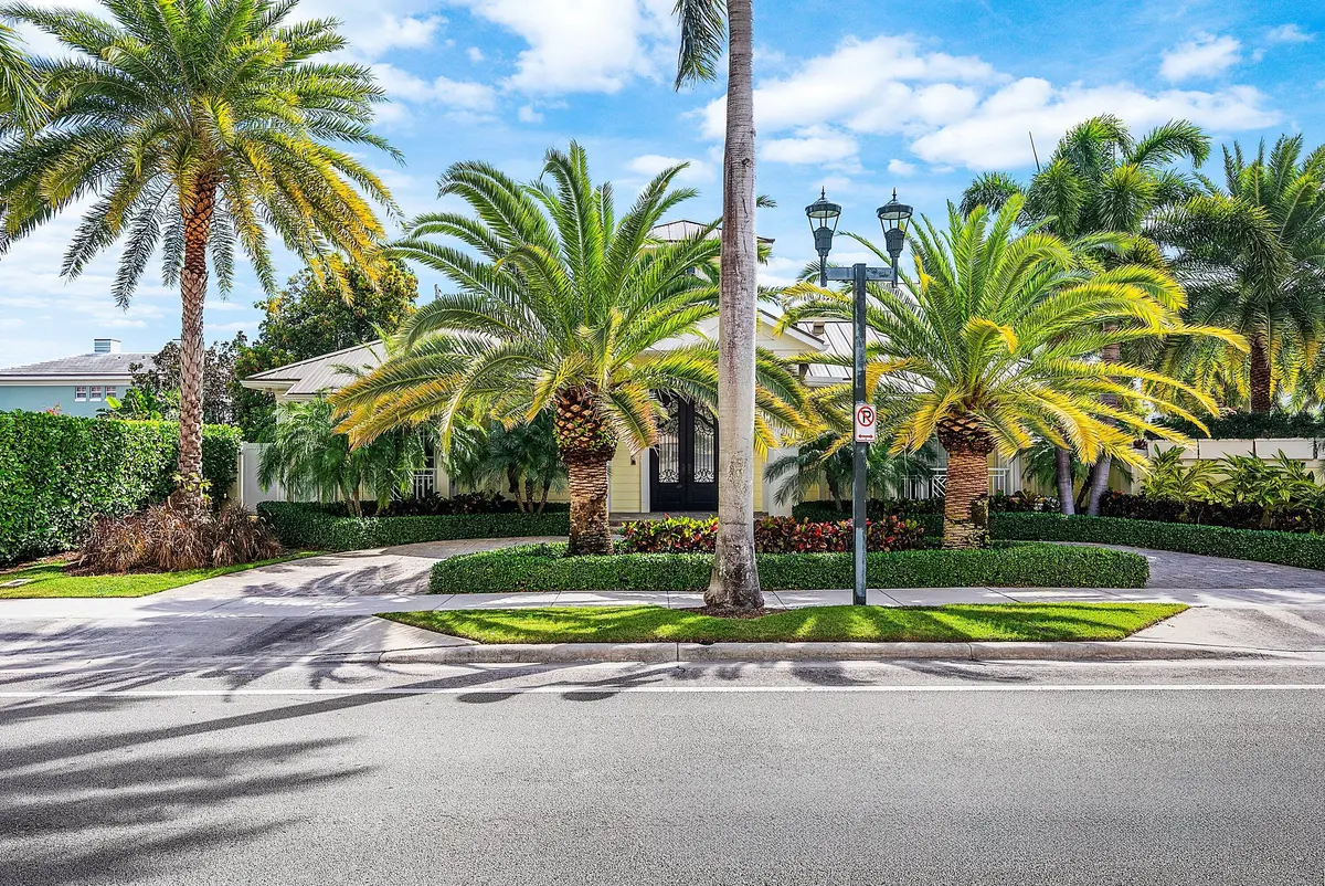 001-201Northeast3rdCourt-BocaRaton-FL-33 at 201 NE 3rd Court, Boca Raton