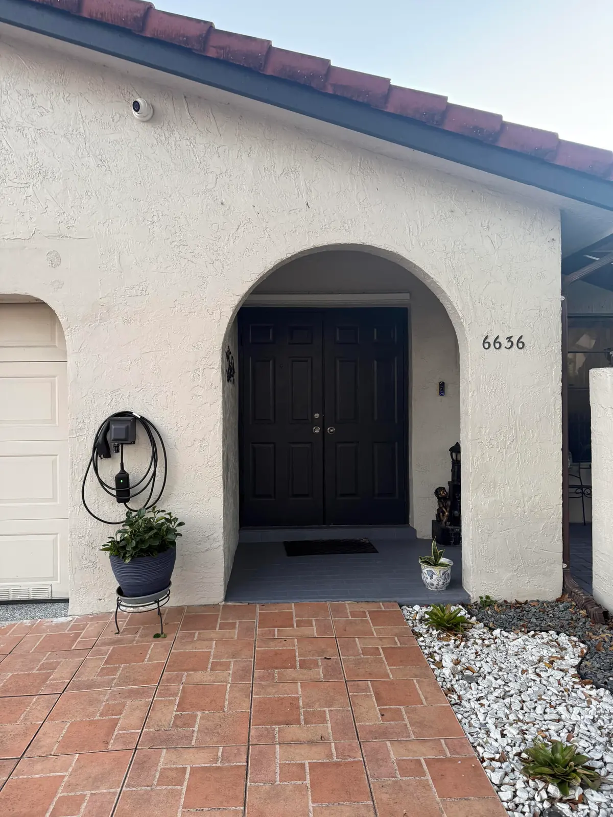 IMG_8925 at 6636 NW 178th Terrace, Hialeah
