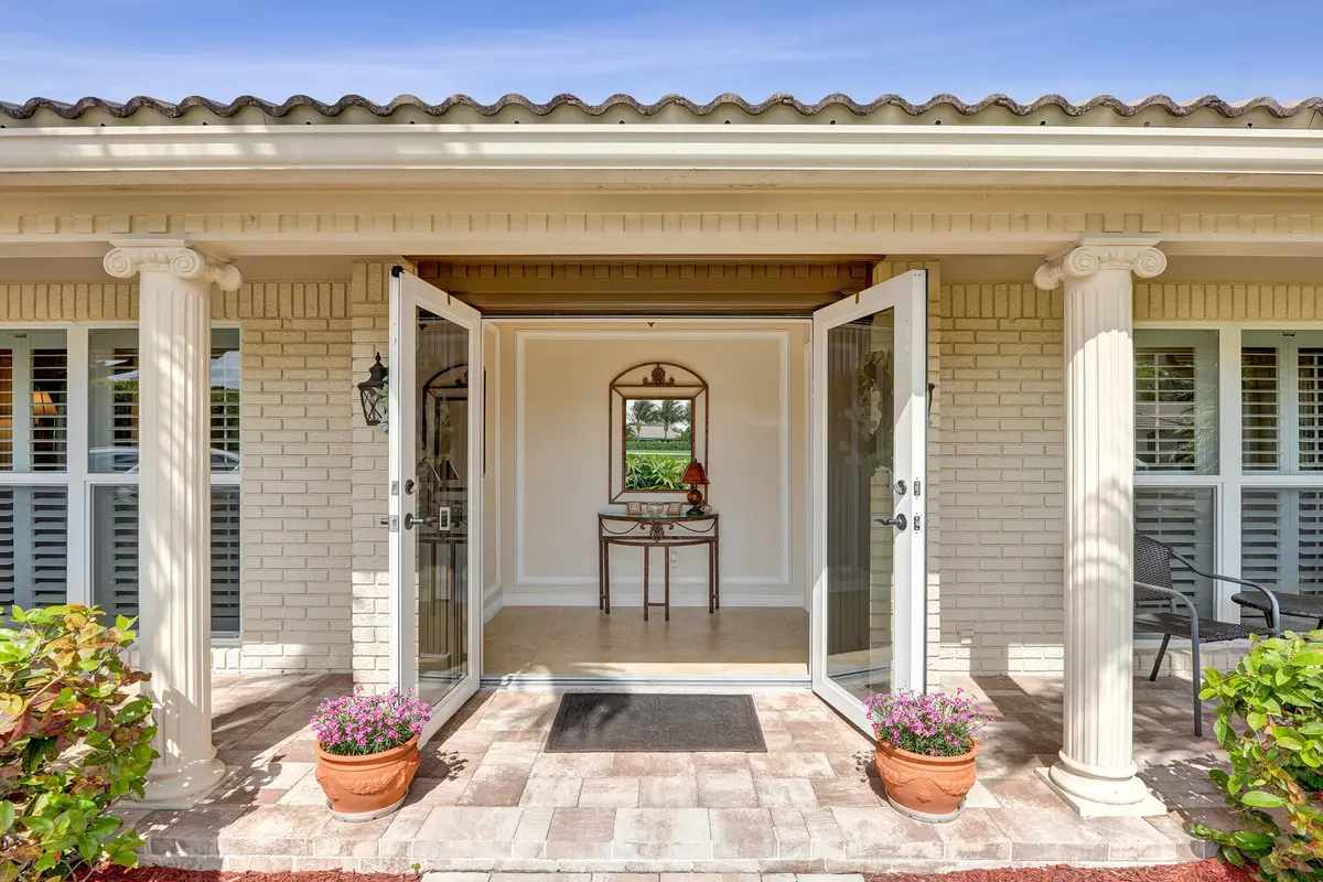 Entryway Detail at 22161 Soliel Circle, Boca Raton