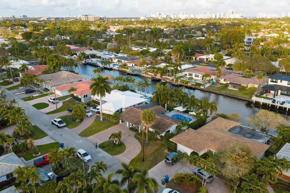3-web-or-mls-photo-3 at 2200 NE 15th Terrace, Wilton Manors