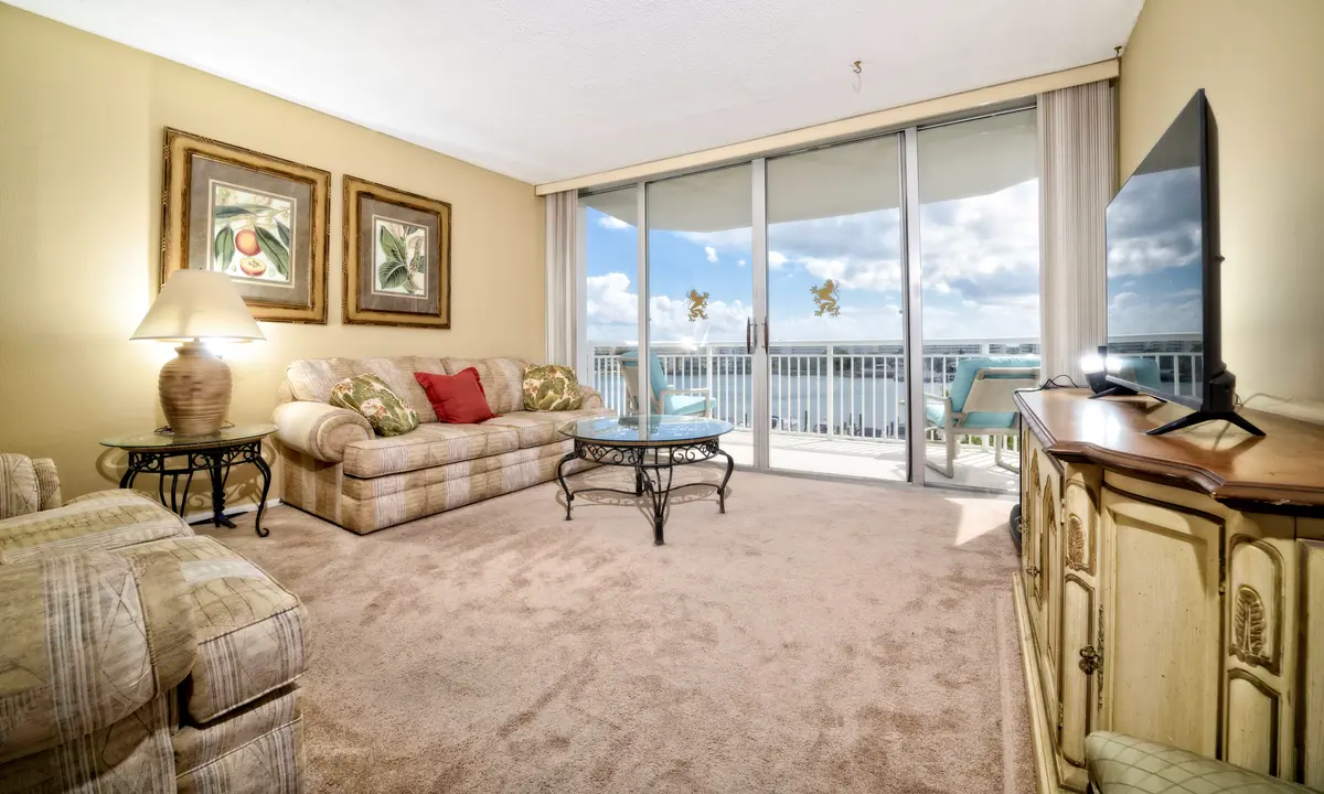 _RW29174-Edit at 18081 Biscayne Boulevard 403, Aventura