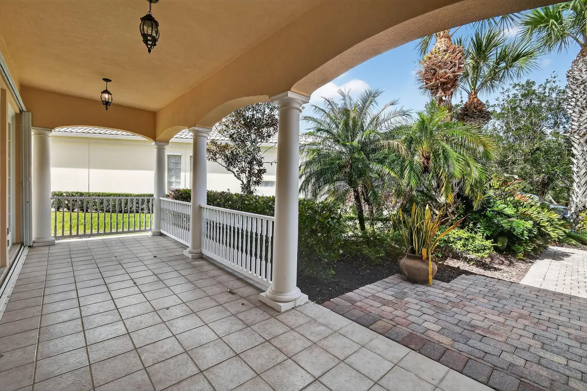 8681SENicoleteLane(6) at 8681 SE Nicolete Lane, Hobe Sound