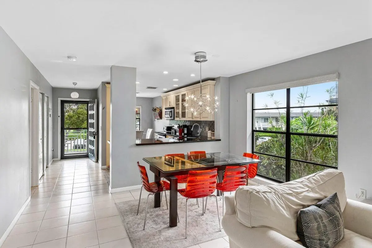 Open Floor Plan at 20 Southport Lane B, Boynton Beach